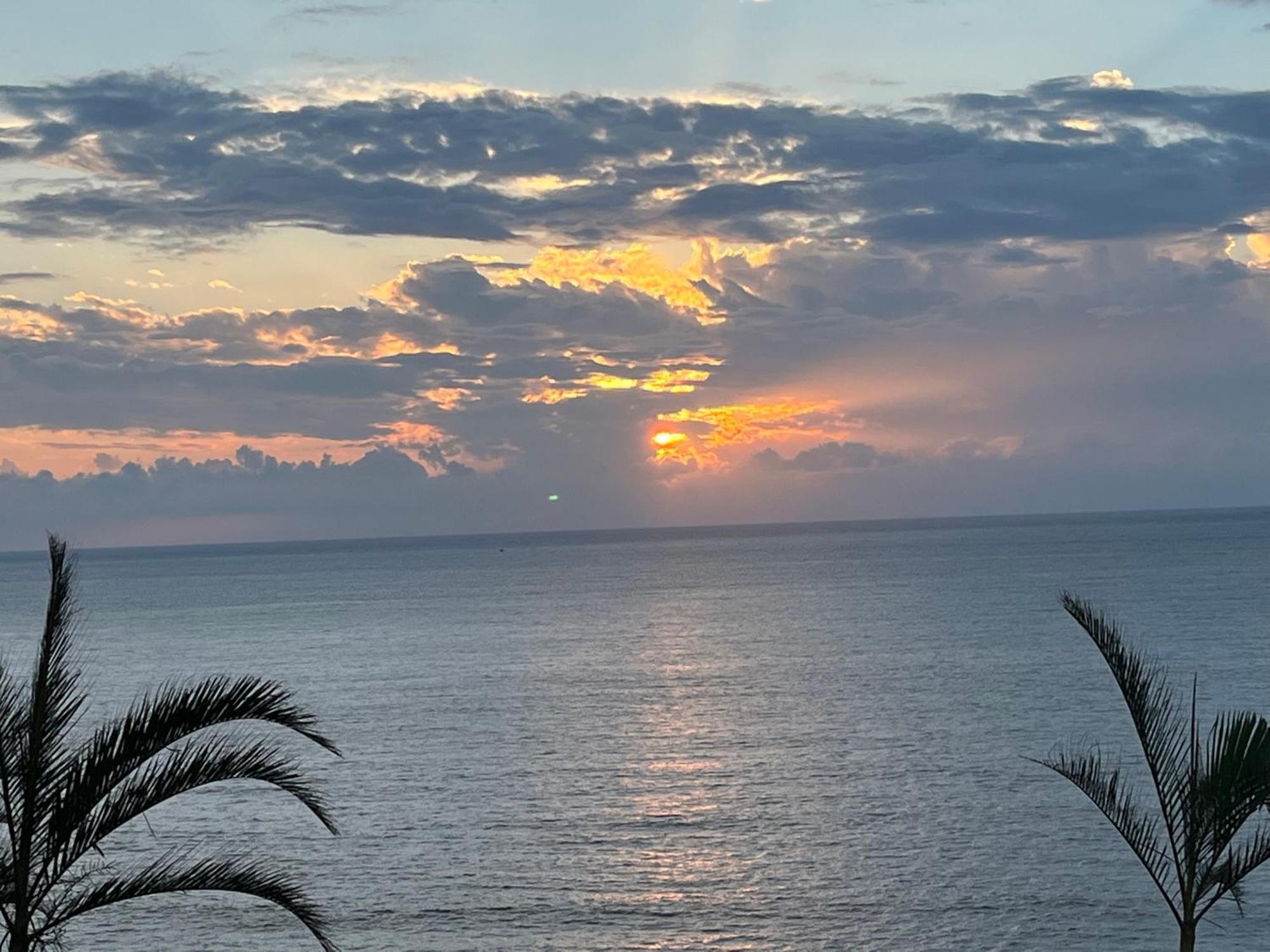 Sun Motel Csengkung Kültér fotó